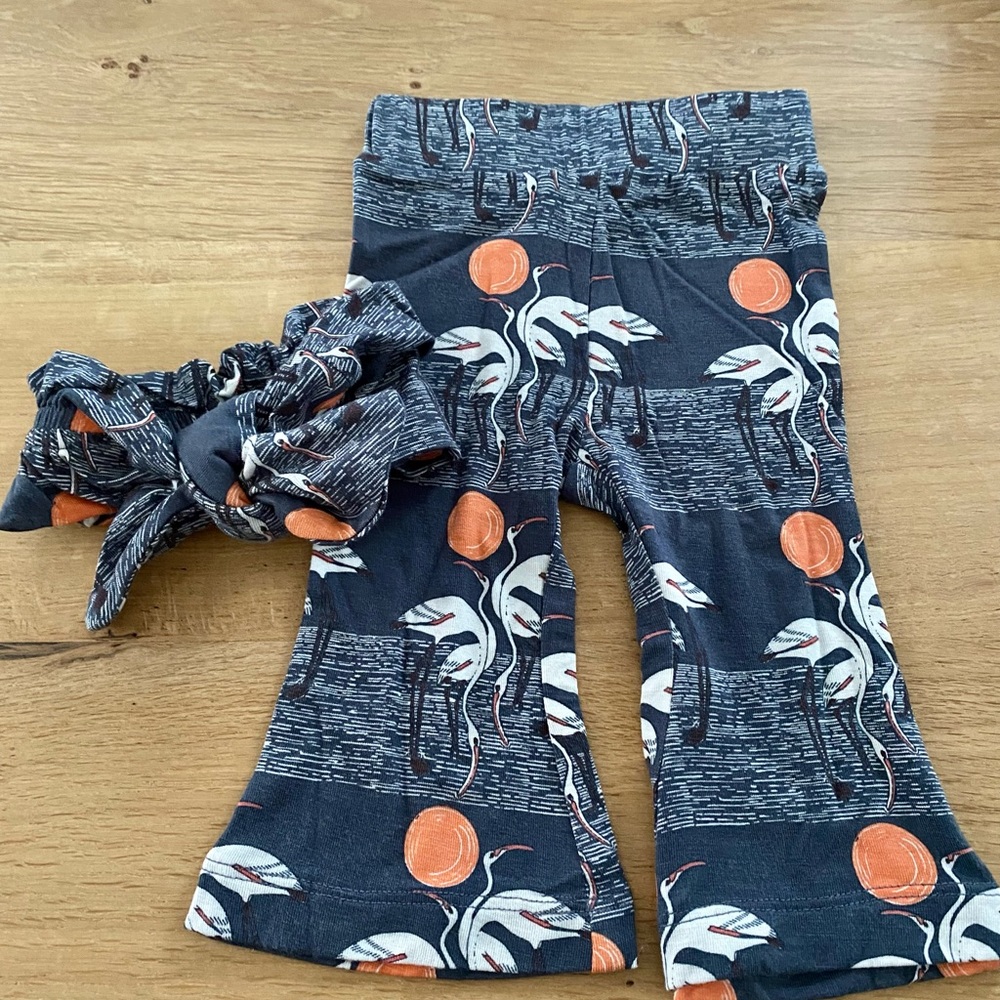 Kate Quinn baby bell bottoms with matching headband, size 0-3 months